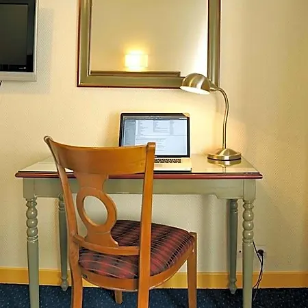 Du Forez Hotel 3*