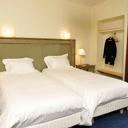 Hotel Du Forez 3*